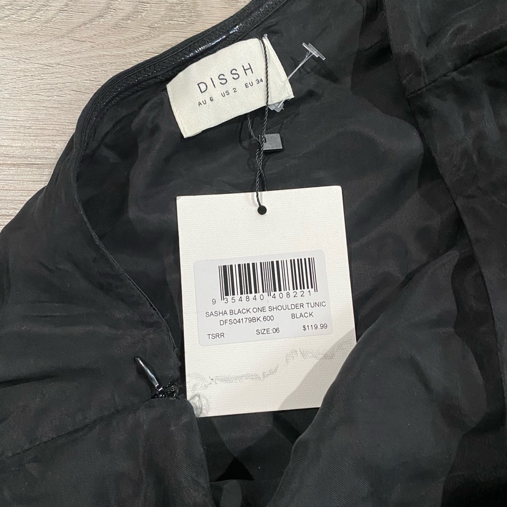 DISSH One-Shoulder Black Long Sleeve Top - Picture 6 of 9